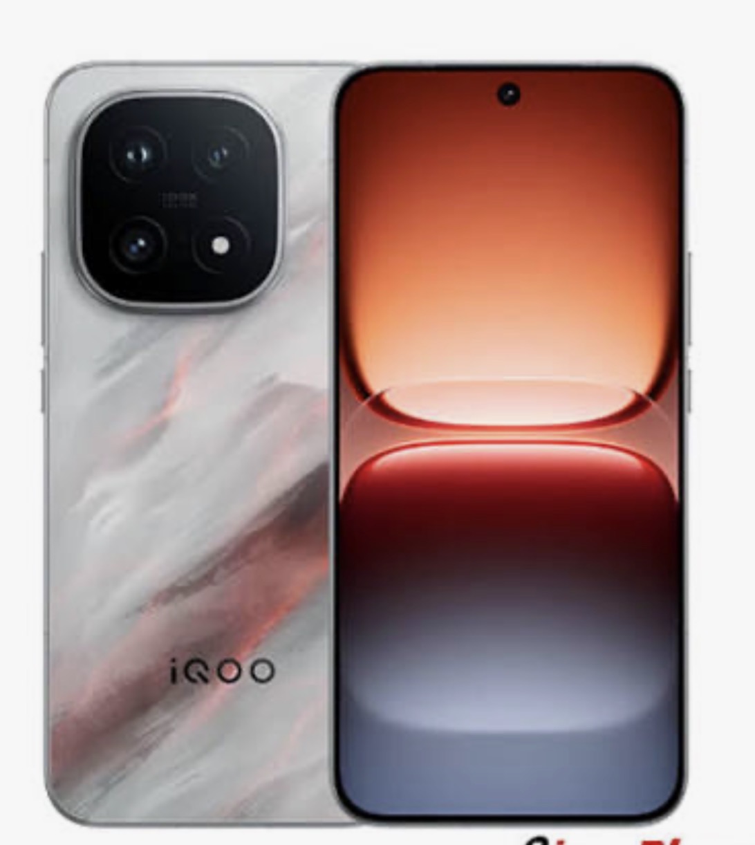 iQoo 15 (12+256 GB)